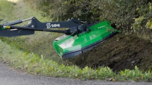 SAMI ketjumurskain CM-1700 Fendt 828 Vario -traktorissa