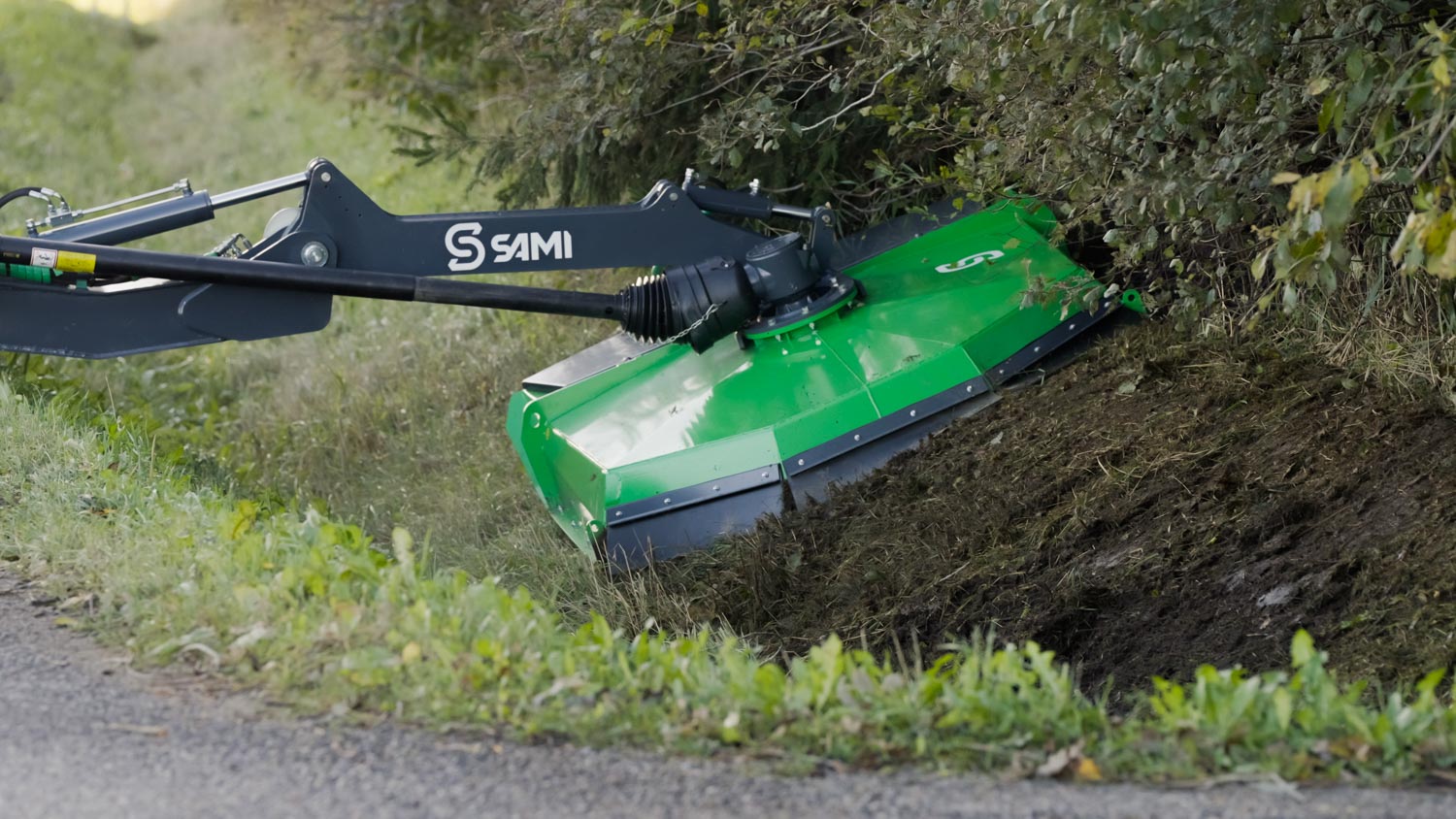 SAMI ketjumurskain CM-1700 Fendt 828 Vario -traktorissa