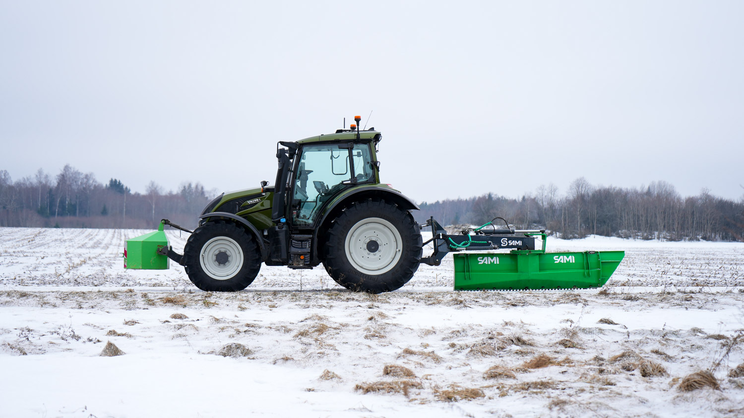 SAMI PRO-takalana Fendt 724 -traktorissa