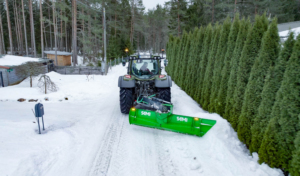 SAMI PRO-takalana Fendt 724 -traktorissa