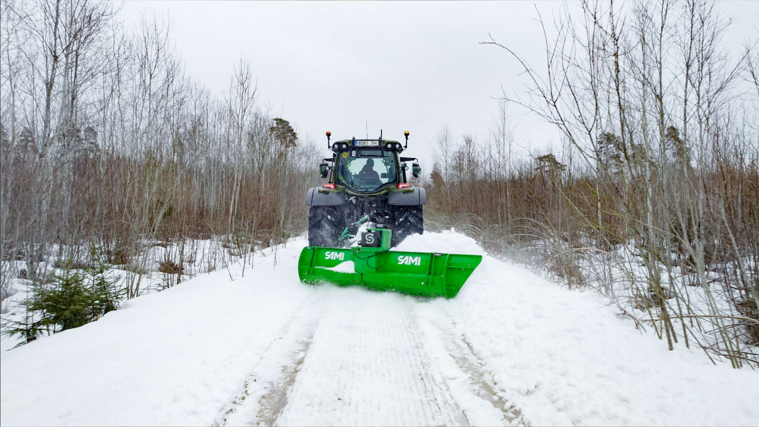 SAMI PRO-takalana Fendt 724 -traktorissa