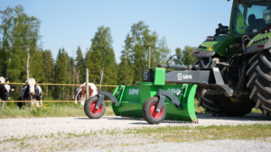 SAMI PRO-takalana Fendt 724 -traktorissa